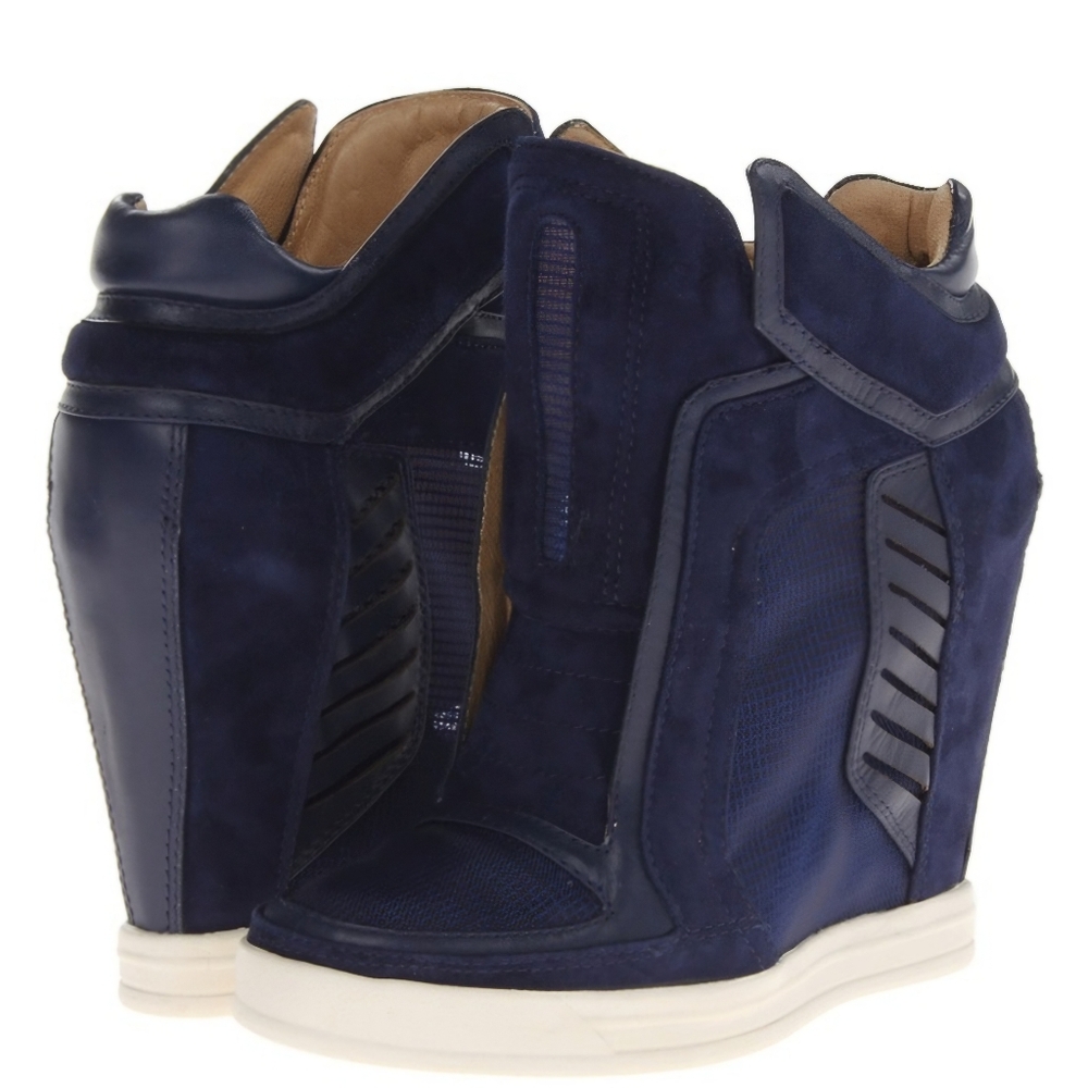 NWOT L.A.M.B. Freeda Wedges 8.5M